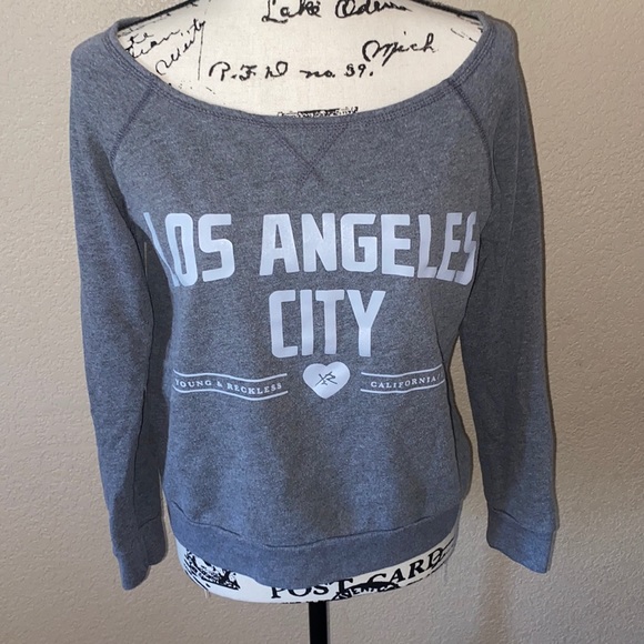 Young & Reckless Sweaters - ☀️Young & Reckless crew sweater